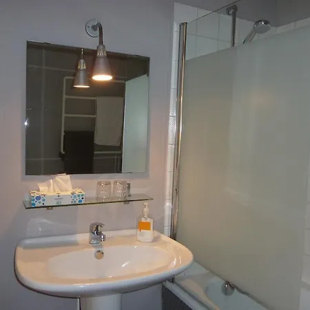 Bed and breakfast Dans L'atelier De R 3*