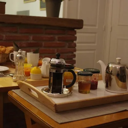 Dans L'atelier De R 3* Руан